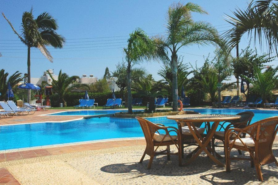 Parthenis Hotel & Suites Malia  Luaran gambar